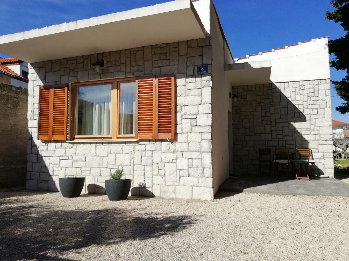 Kod Male Gospe Villa Tribalj Exteriör bild